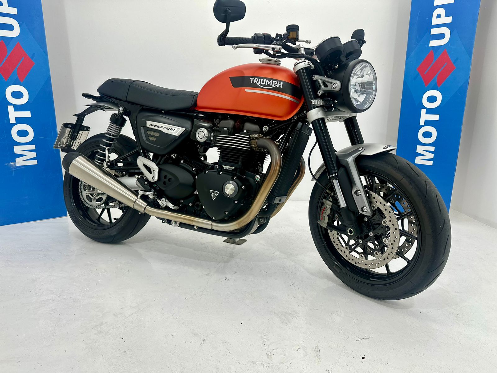 Speed Twin 1200