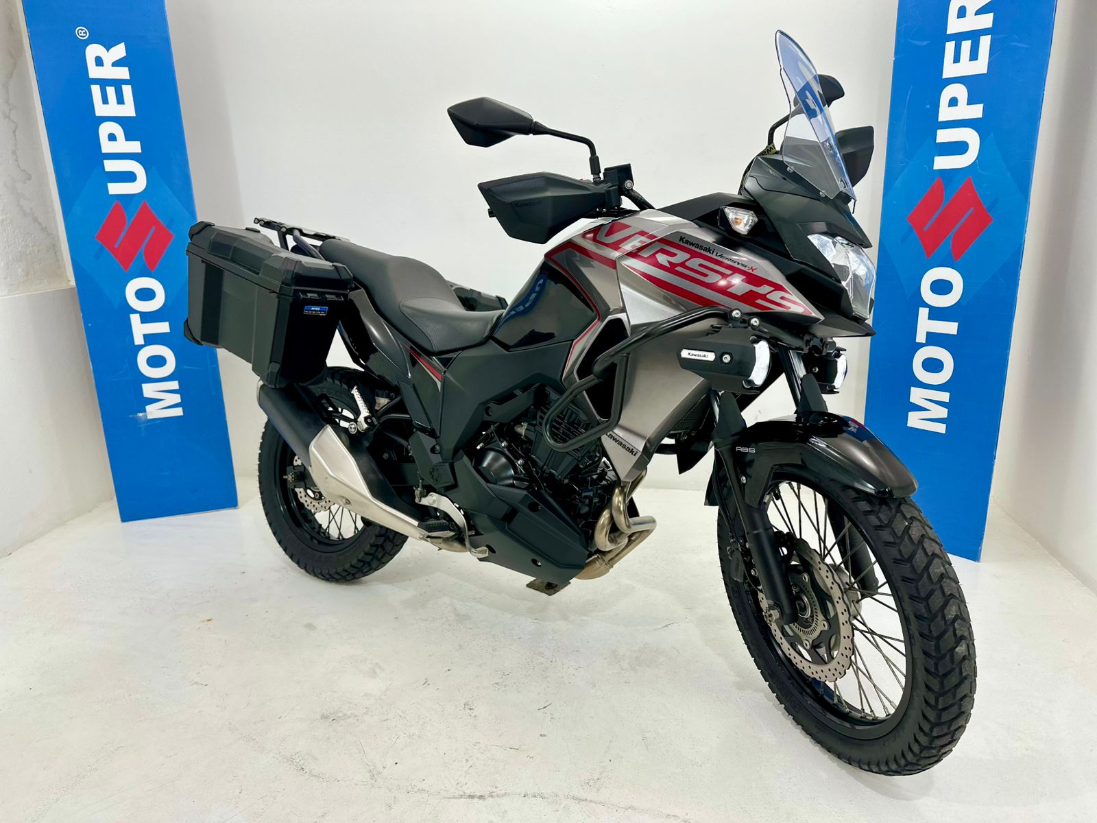 Versys 300 Tourer