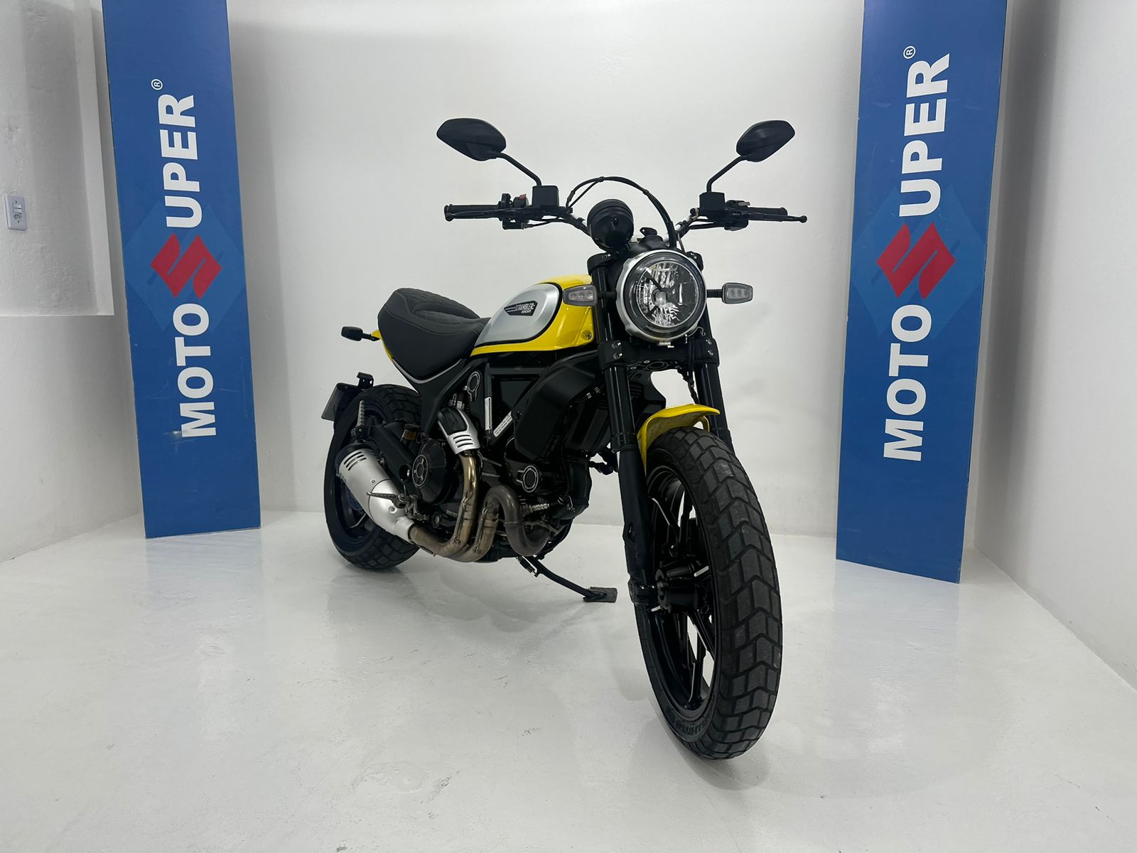 Scrambler Icon