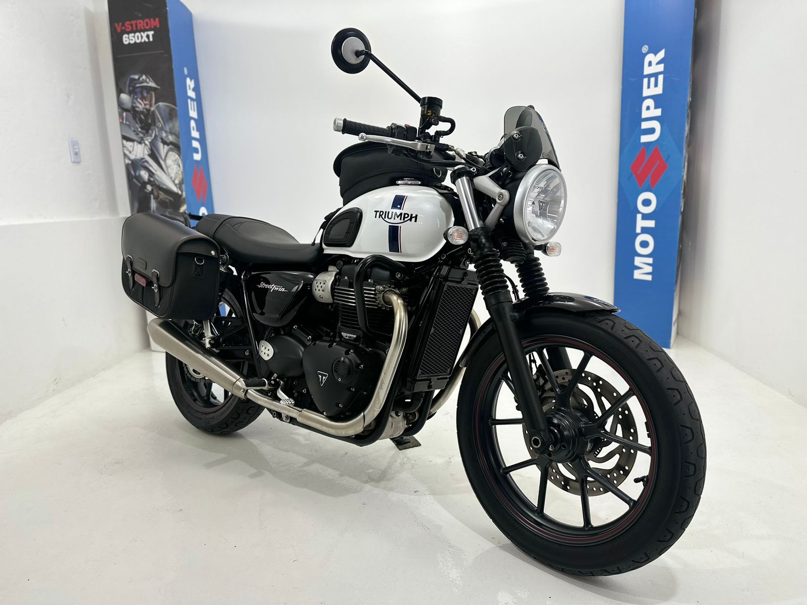 Street Twin 900